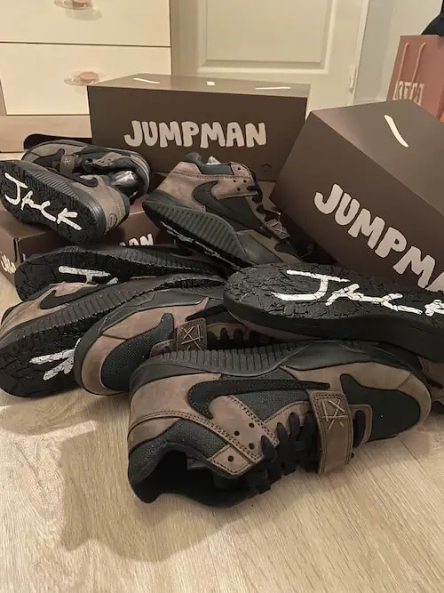 Lot de Travis Scott x Jordan Jumpman Jack