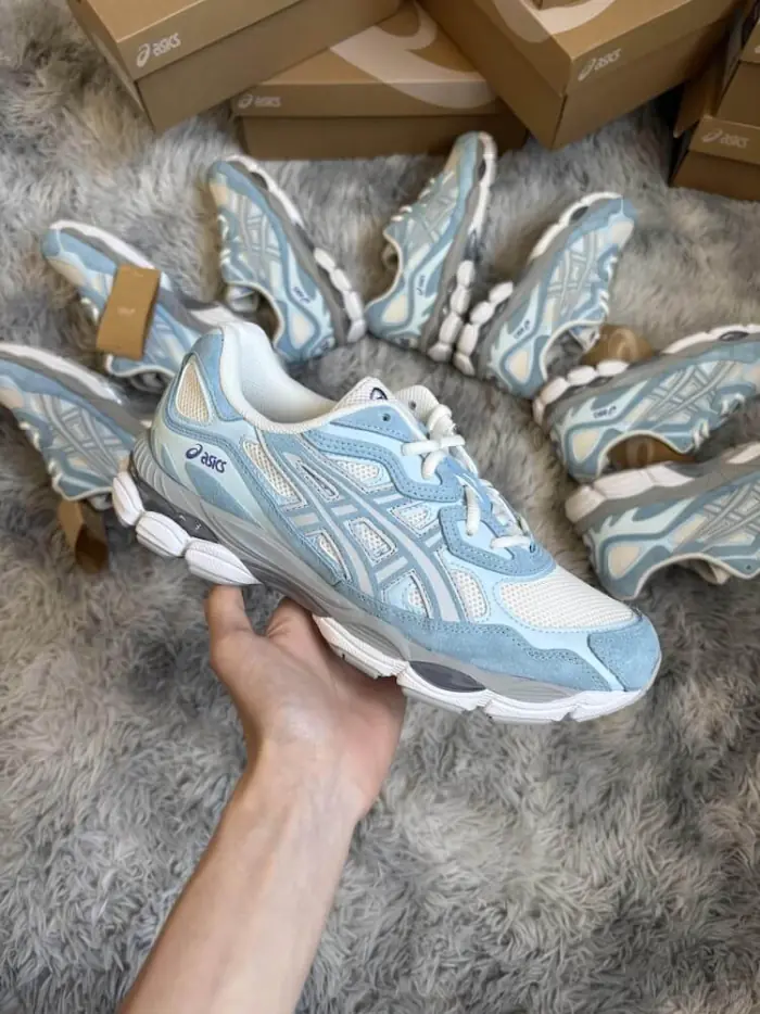 Lot de ASICS Gel-NYC bleu ciel